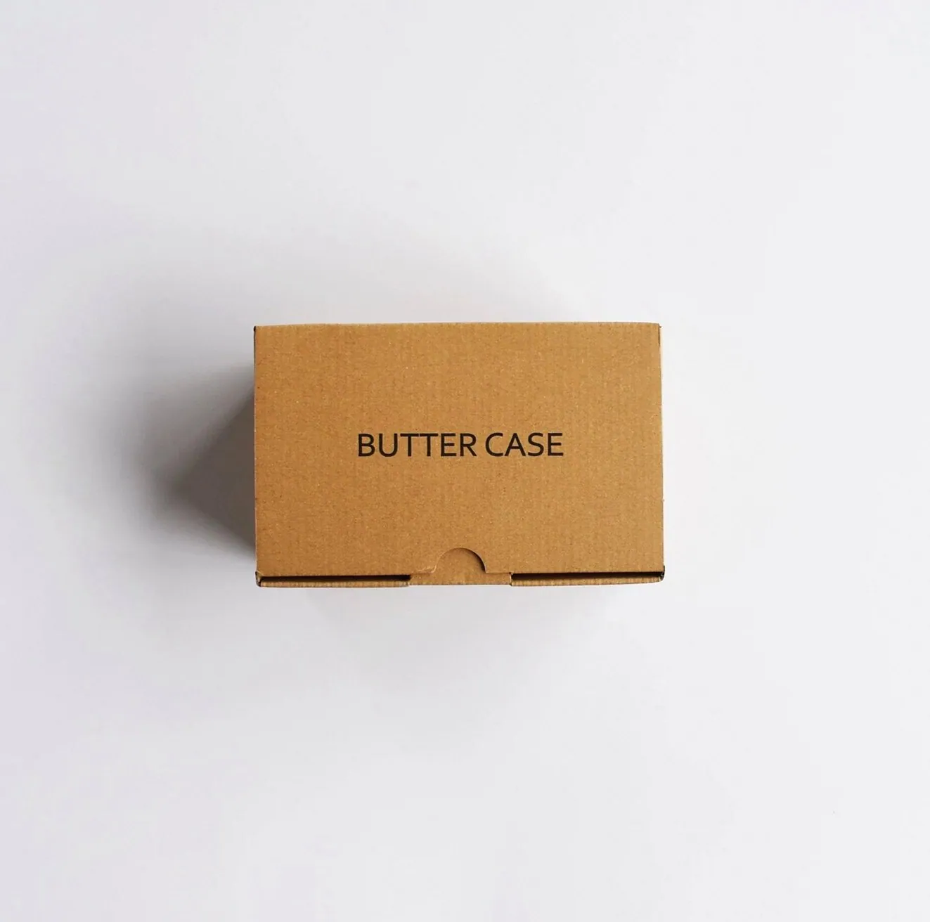 「BUTTER CASE」と書かれた化粧箱