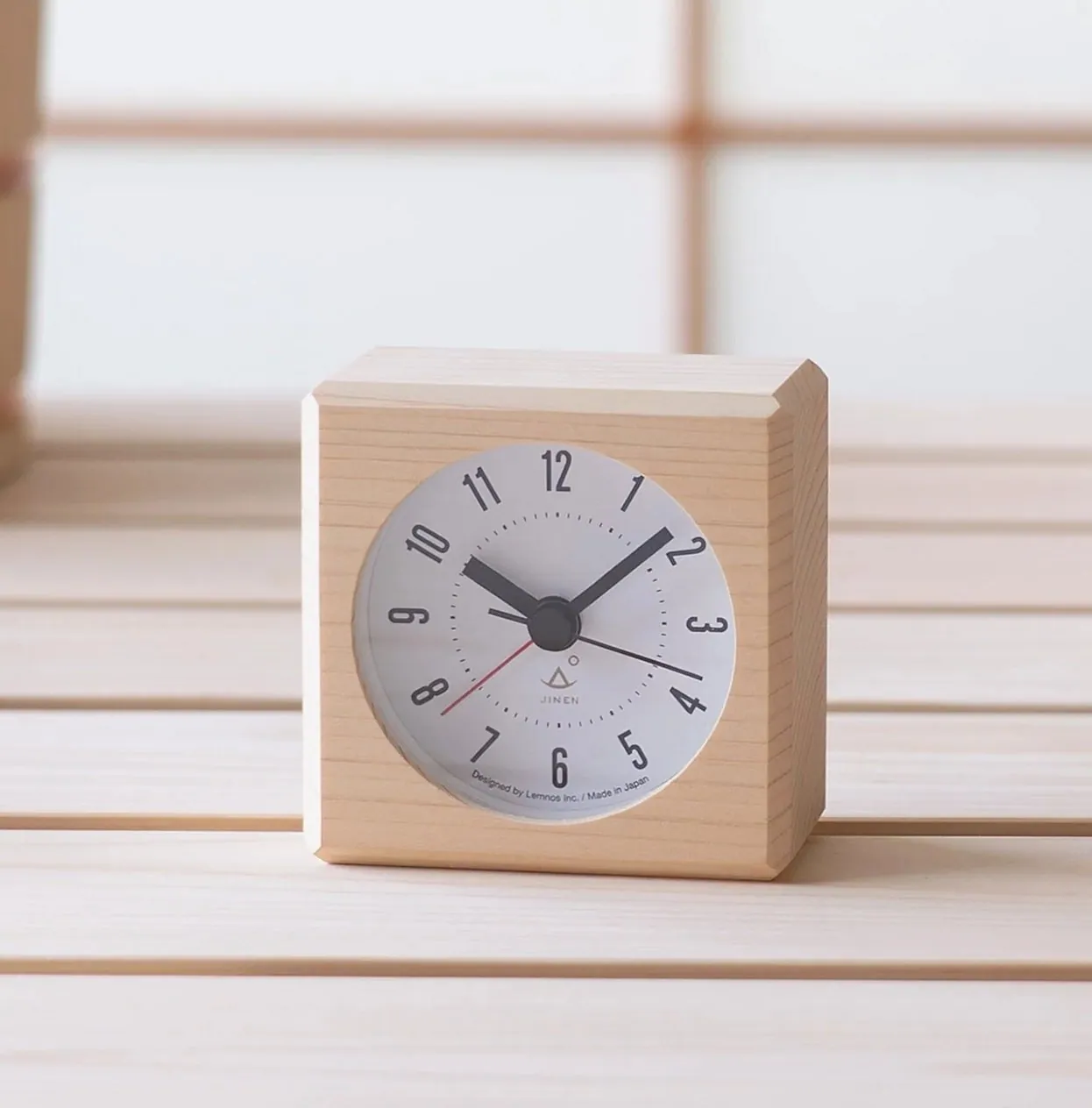 ヒノキ材の置き時計とスノコ